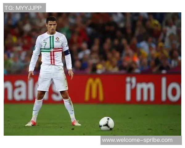 斯波称赞哈克斯本赛季表现稳定期待他展现神奇能力助球队逆转局势